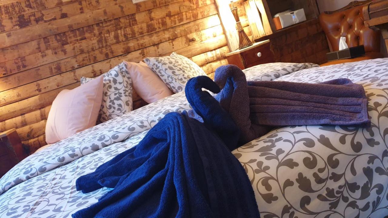Chambre D'Hotes Le Petit Ranch Los Masos Bagian luar foto